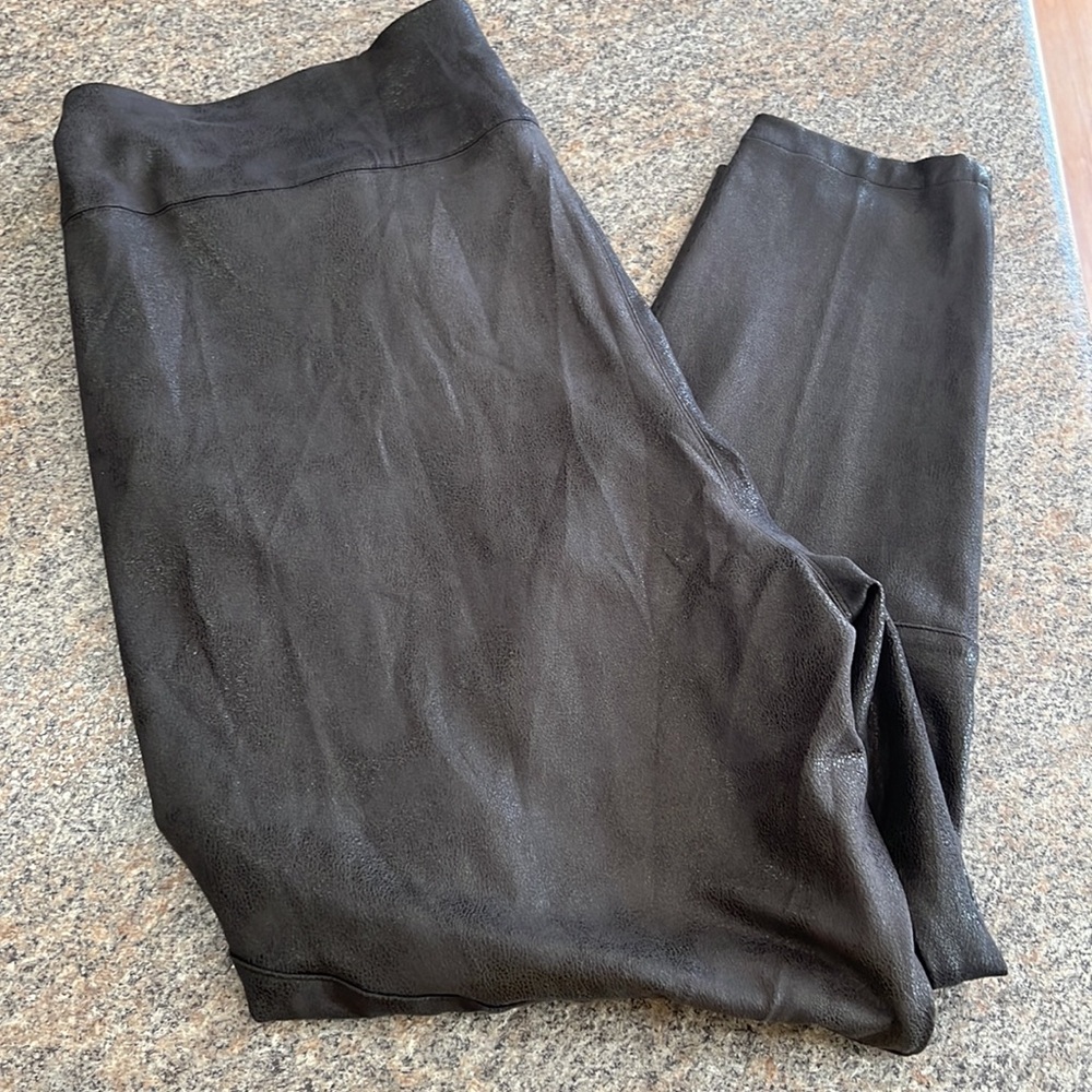 Seven7 Melissa McCarthy Faux leather pants size 3X - Picture 8 of 9